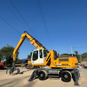 Liebherr A 904 C